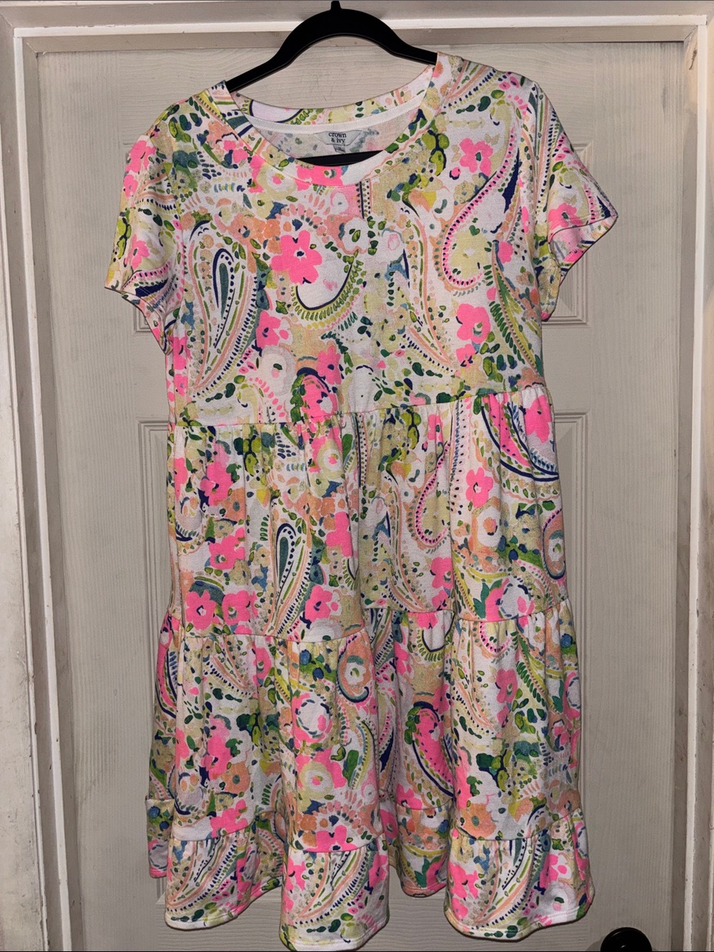 Crown & Ivy Multicolor Paisley Floral Tiered Shirt Dress Size Medium